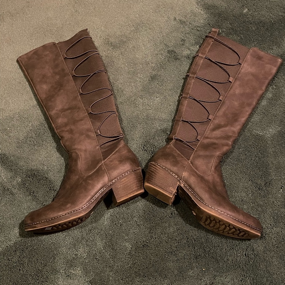 Stylish Brown Knee-High Women's Boots